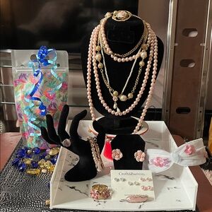 **Jewelry Bundle Alert**